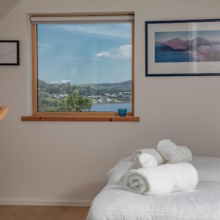 Villa Cuillrigh - Luxury House, Loch & Mountain Views Portree Exterior foto